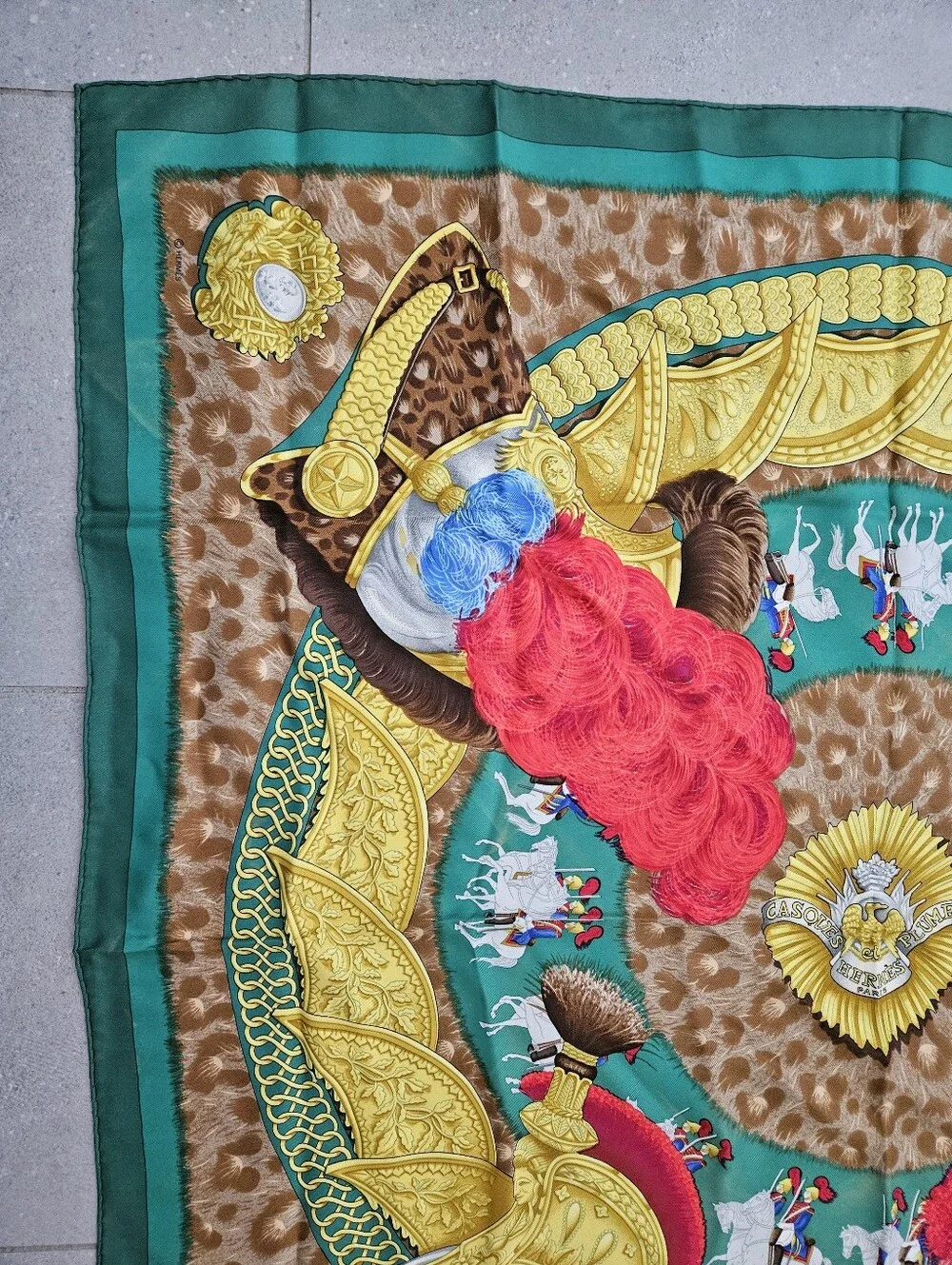 HERMES silk scarf in Green, Gold and Red 90X90cm 